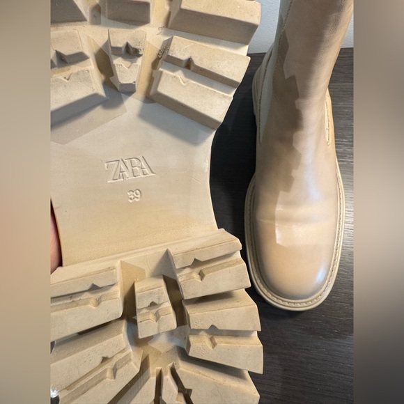 ZARA — LEATHER ANKLE BOOT - Picture 8 of 8